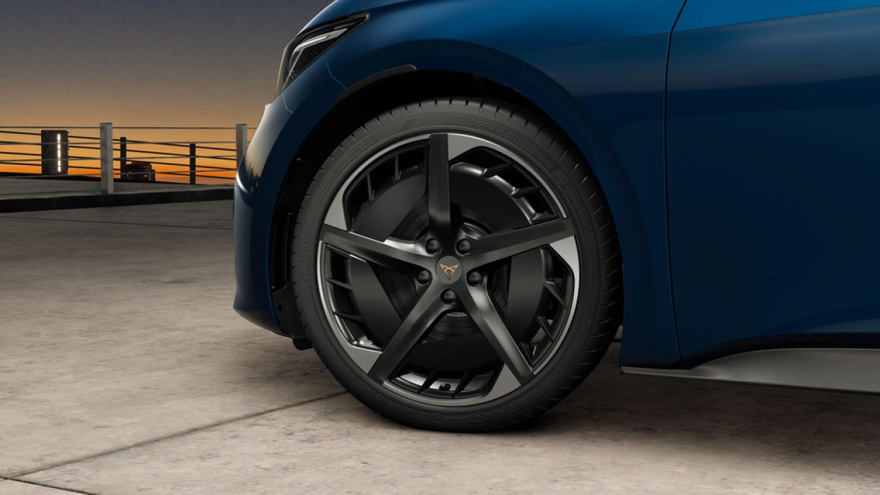 CUPRA Born 79 kWh 231 1AT Business Limited