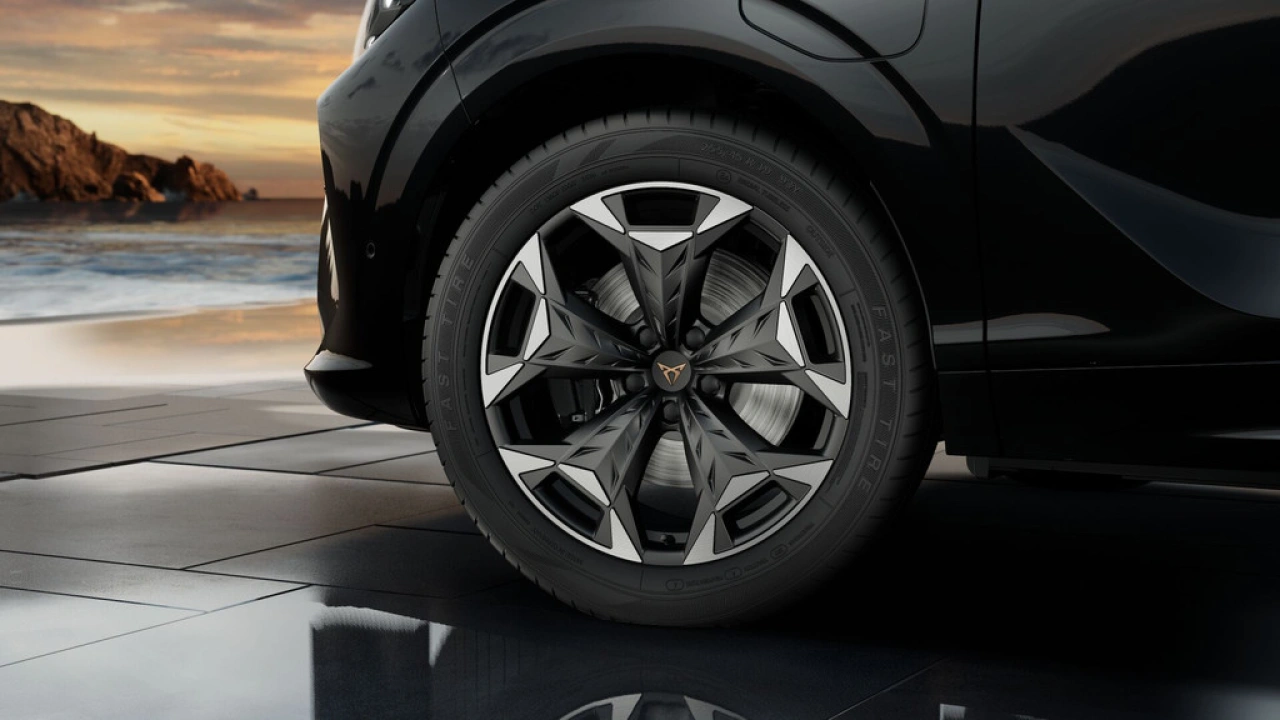 CUPRA Terramar 1.5 TSI e-Hybrid 272 6DSG VZ Performance