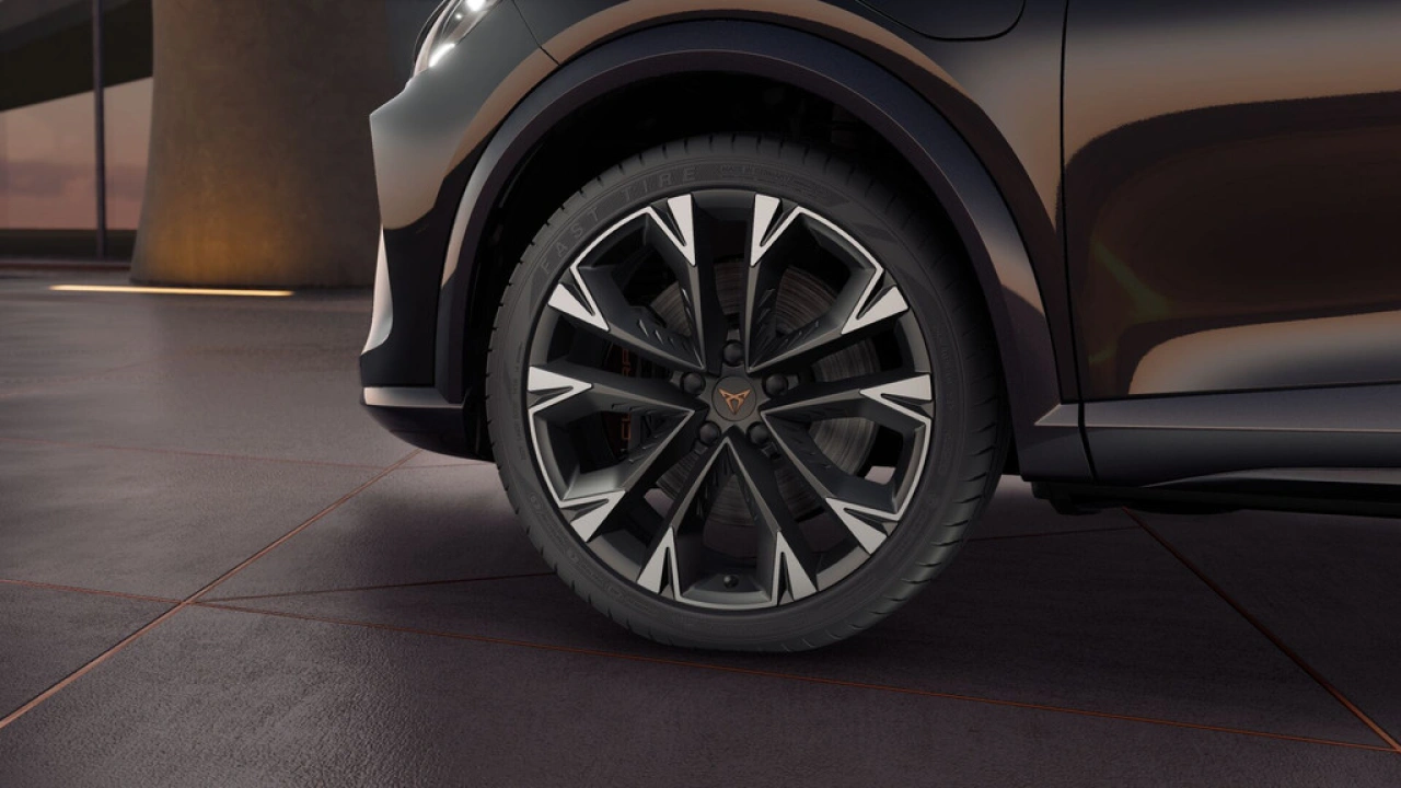 CUPRA Formentor 1.5 TSI e-Hybrid 272 6DSG VZ Performance