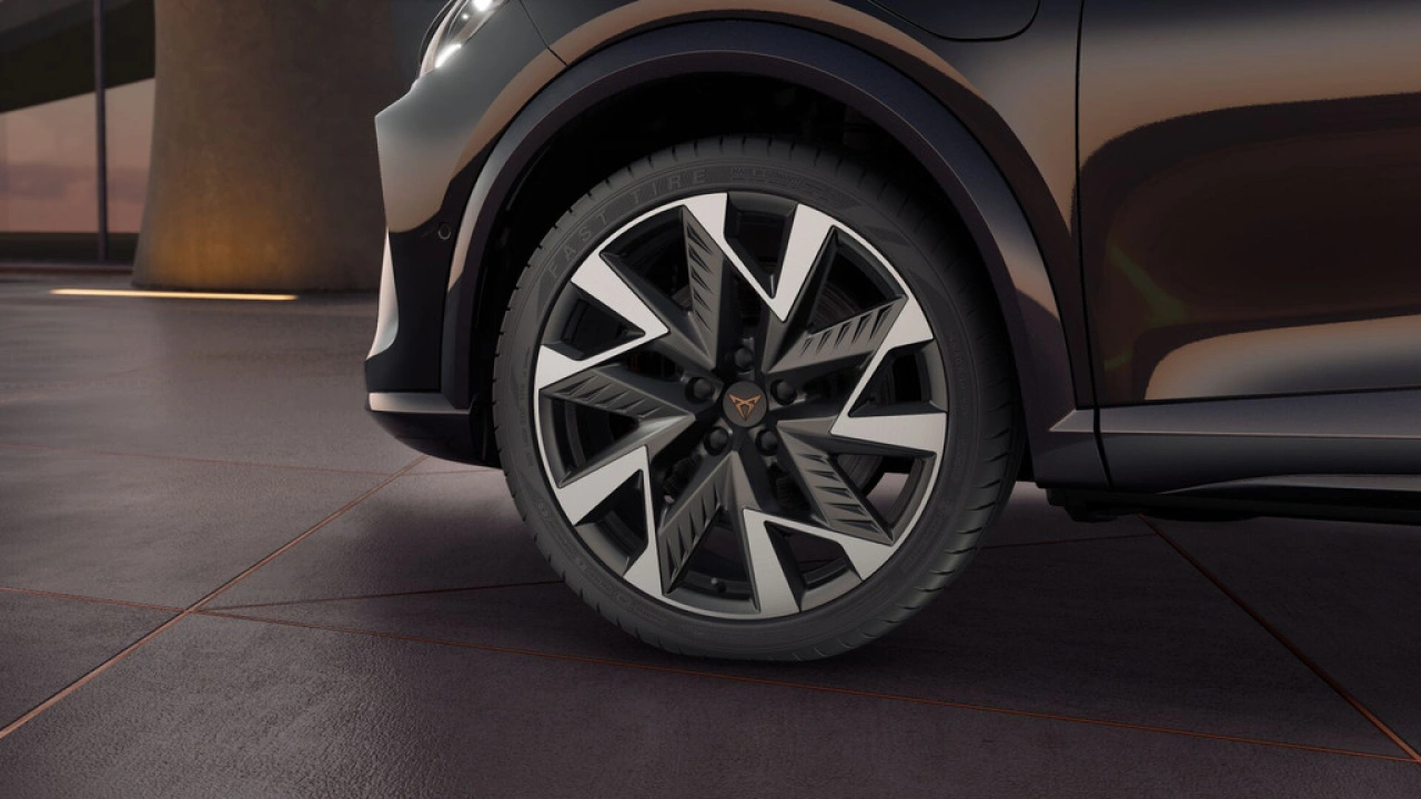 CUPRA Formentor 1.5 TSI e-Hybrid 272 6DSG VZ Performance