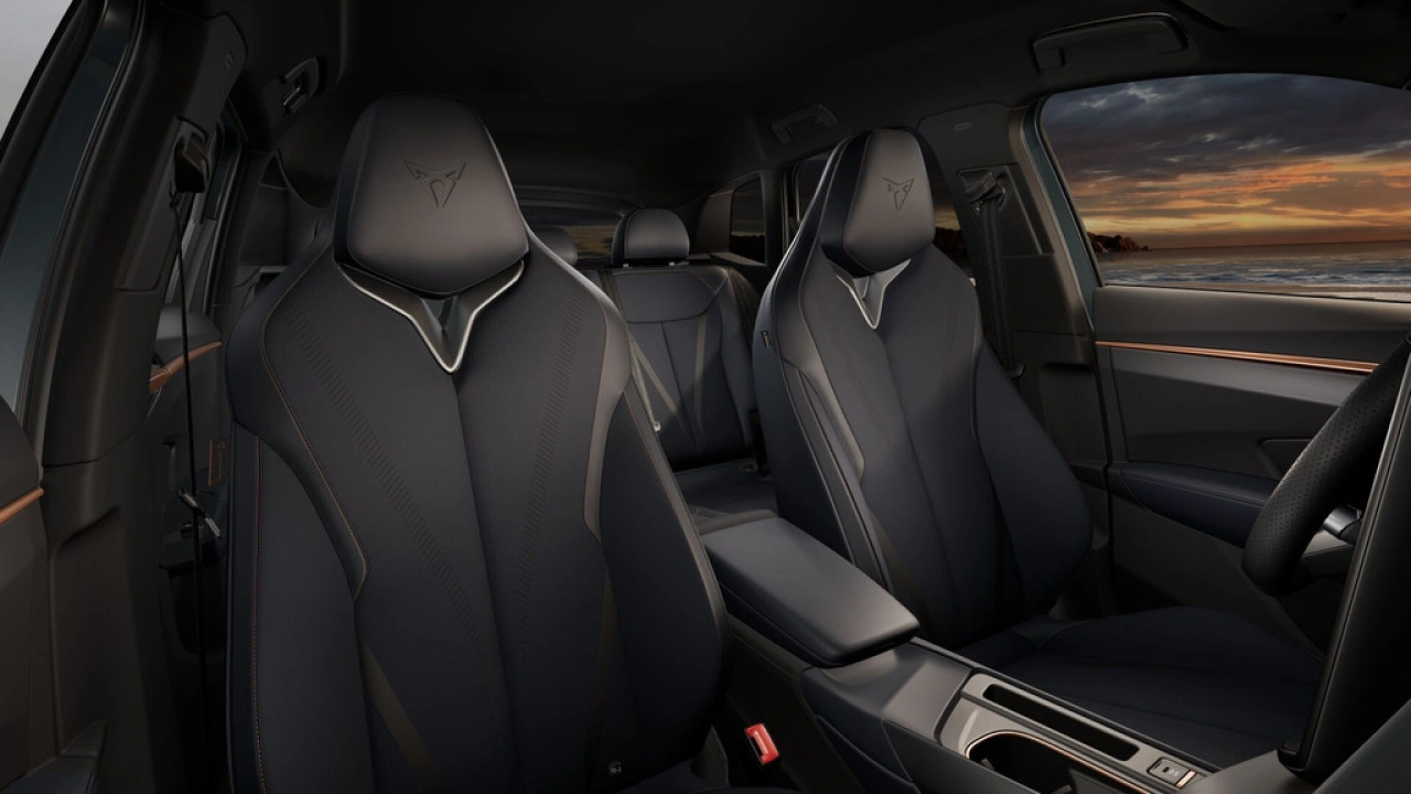 CUPRA Terramar 1.5 TSI e-Hybrid 272 6DSG VZ Performance