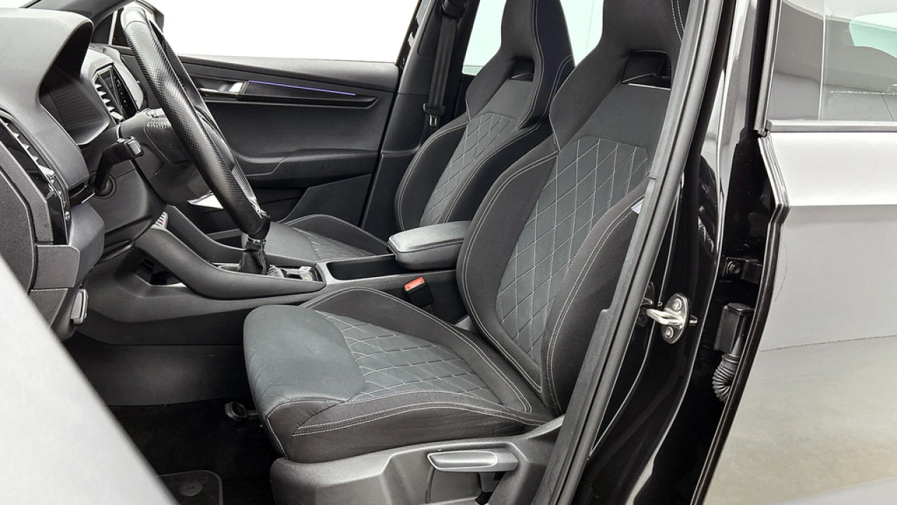 Škoda Karoq 1.5 TSI 150pk ACT Sportline Business