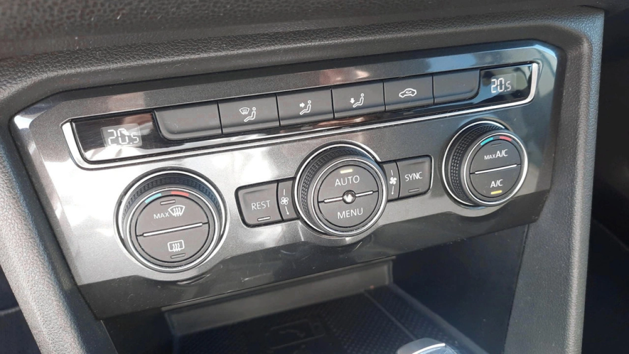 Volkswagen Tiguan Allspace 1.4 TSI Automaat | Comfortline Business | 7 persoons | Trekhaak