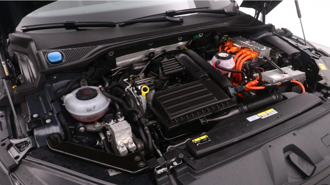 Volkswagen Arteon Shooting Brake 1.4 TSI 218pk eHybrid R-Line Navigatie Pro Panoramadak 360 Camera