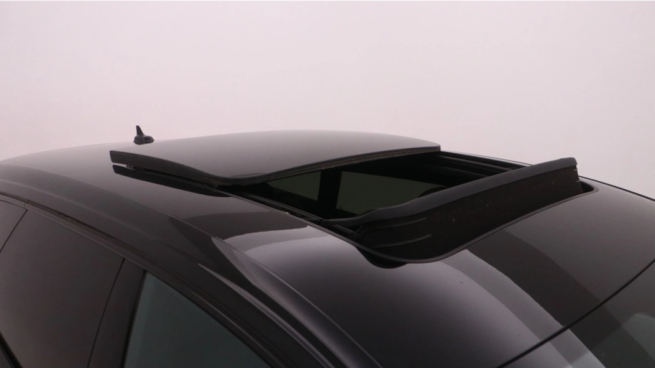 Volkswagen Arteon Shooting Brake 1.4 TSI 218pk eHybrid R-Line Navigatie Pro Panoramadak 360 Camera