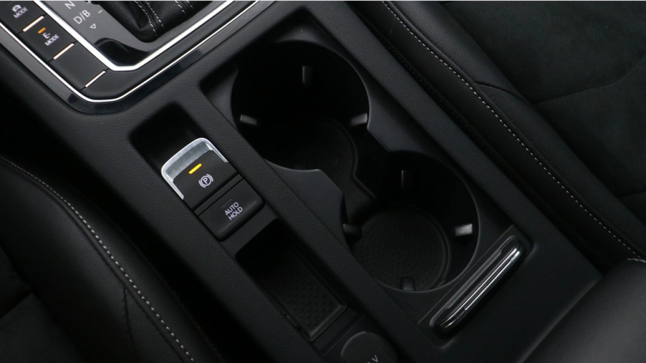 Volkswagen Arteon Shooting Brake 1.4 TSI 218pk eHybrid R-Line Navigatie Pro Panoramadak 360 Camera