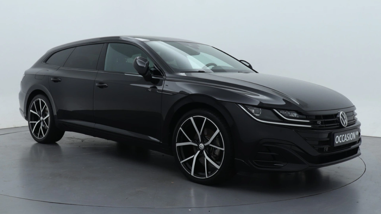 Volkswagen Arteon Shooting Brake 1.4 TSI 218pk eHybrid R-Line Navigatie Pro Panoramadak 360 Camera