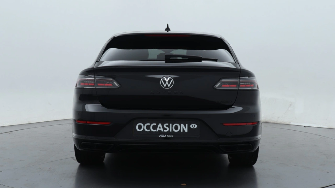 Volkswagen Arteon Shooting Brake 1.4 TSI 218pk eHybrid R-Line Navigatie Pro Panoramadak 360 Camera