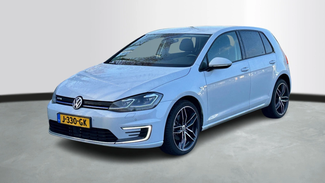 Volkswagen e-Golf e-Golf 36 kW / 136pk Navigatie LED Climatronic