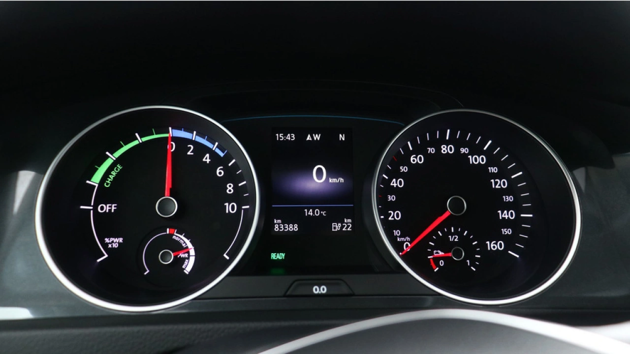 Volkswagen e-Golf e-Golf 36 kW / 136pk Navigatie LED Climatronic