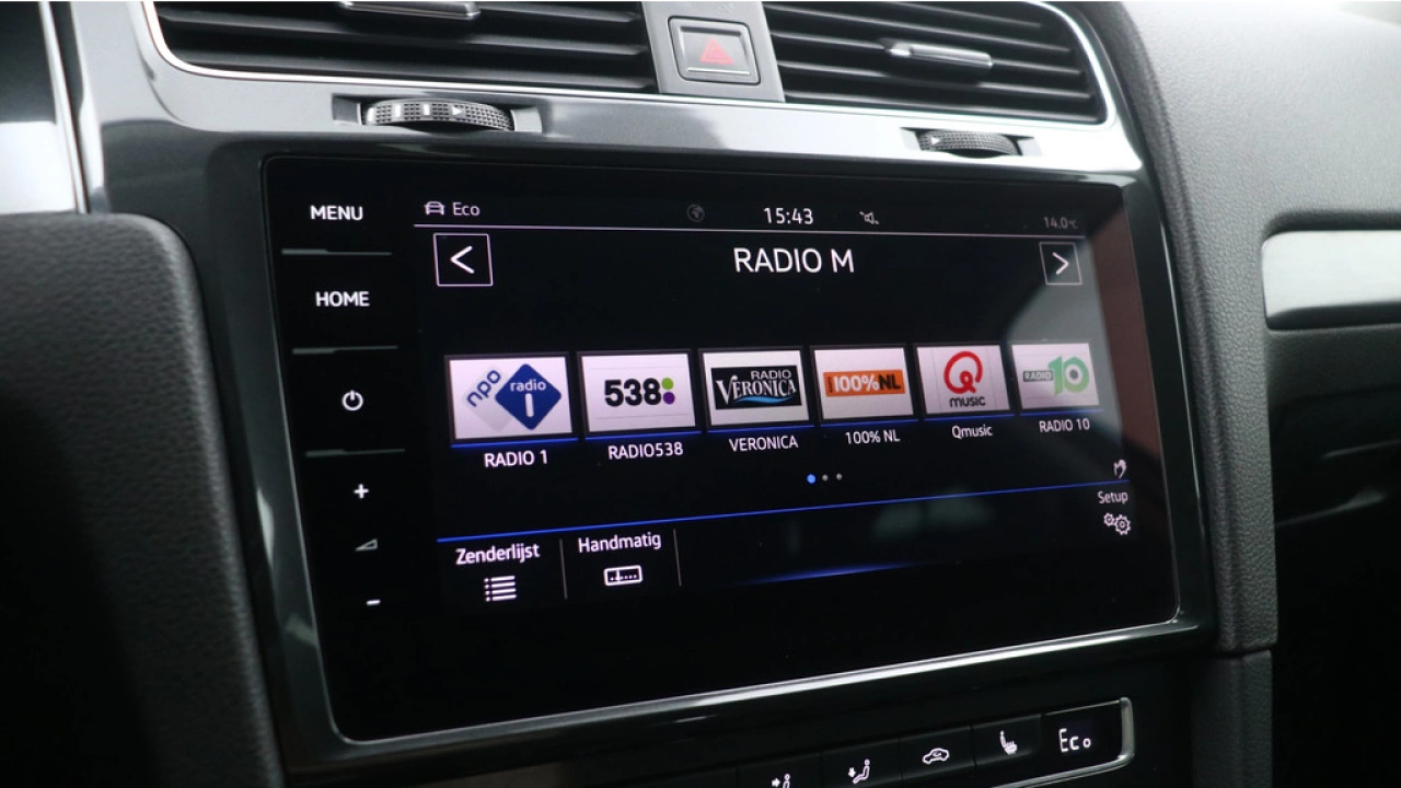 Volkswagen e-Golf e-Golf 36 kW / 136pk Navigatie LED Climatronic