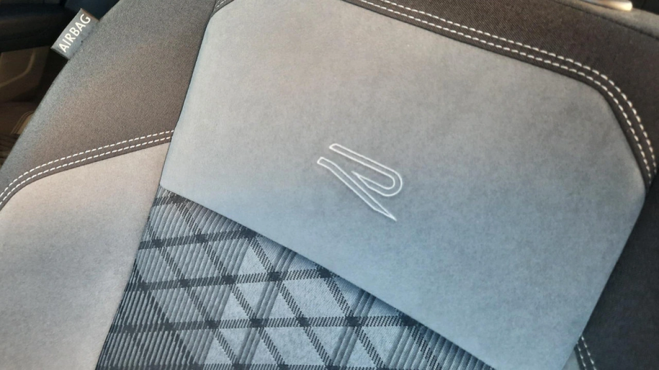 Volkswagen Taigo 1.0 TSI Automaat R-Line | Camera |