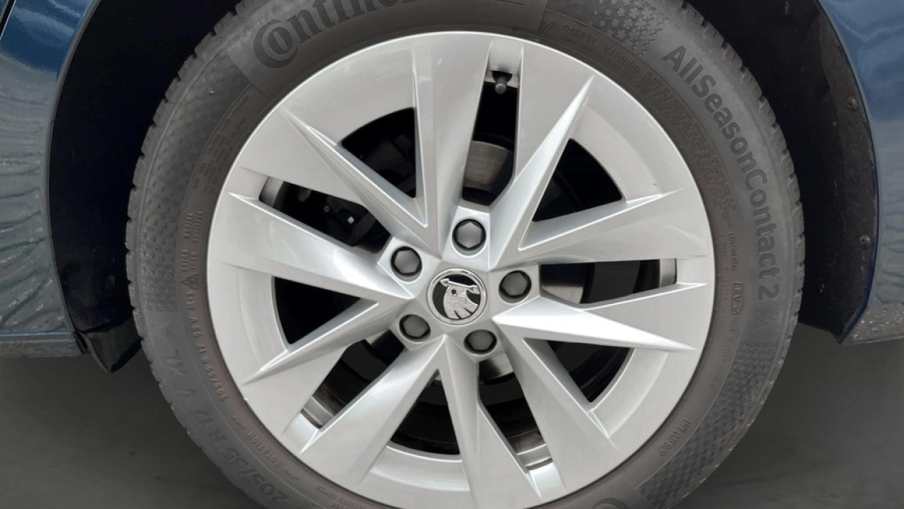 Škoda Octavia Combi 1.5 e-TSI Business Edition