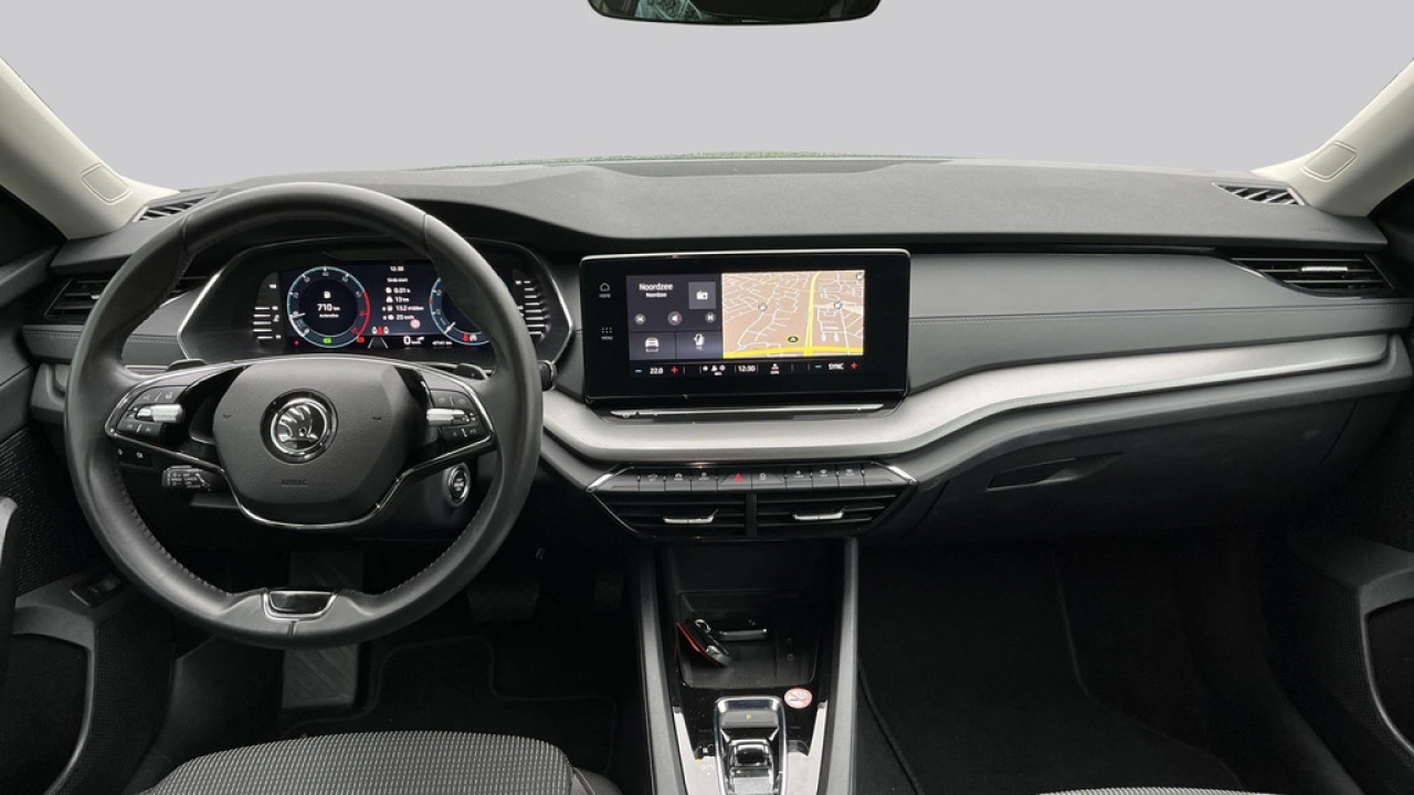 Škoda Octavia Combi 1.5 e-TSI Business Edition