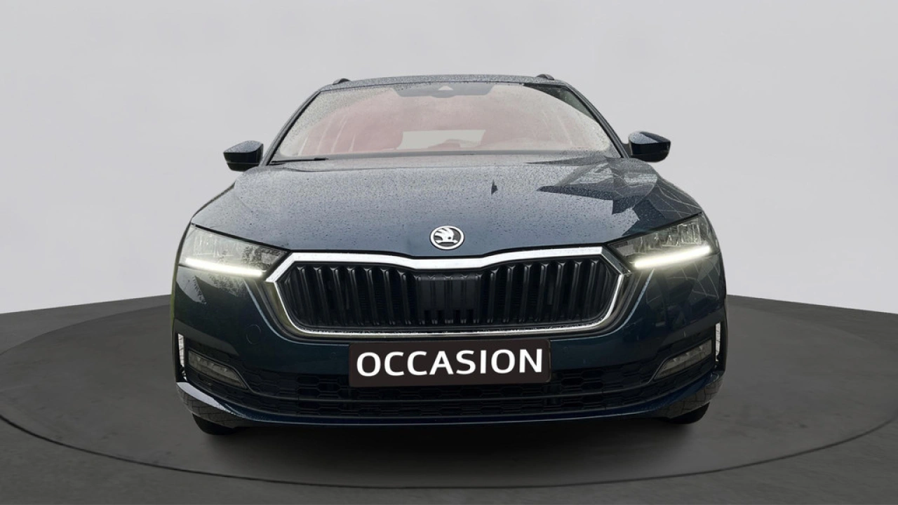 Škoda Octavia Combi 1.5 e-TSI Business Edition