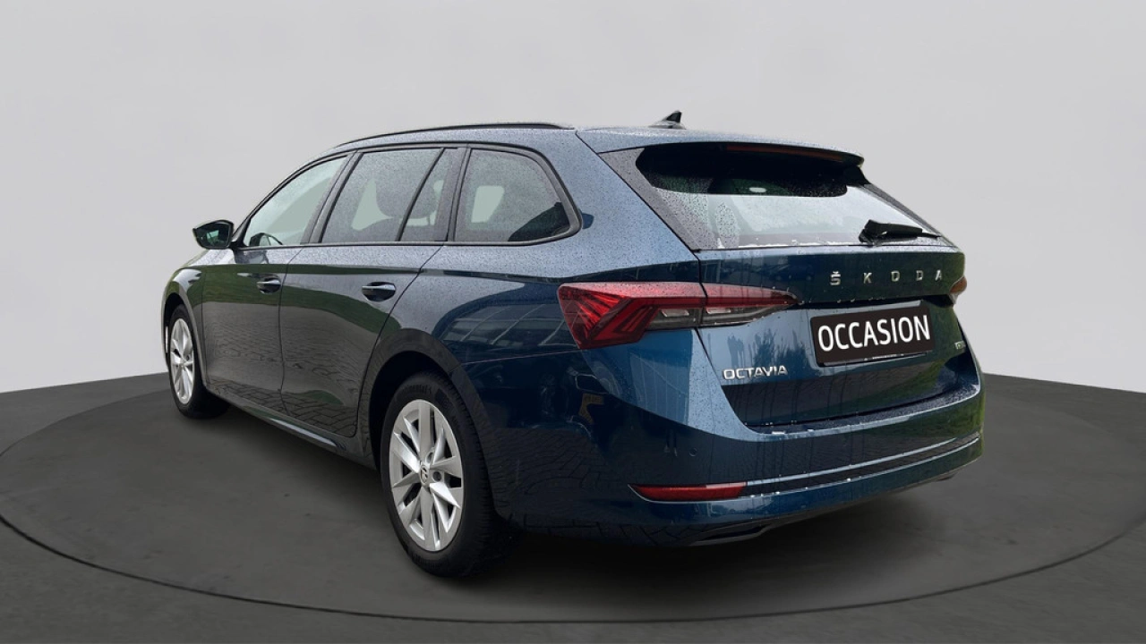 Škoda Octavia Combi 1.5 e-TSI Business Edition