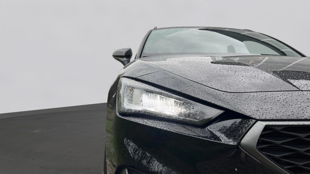 SEAT Leon Sportstourer 1.0 eTSI FR Business