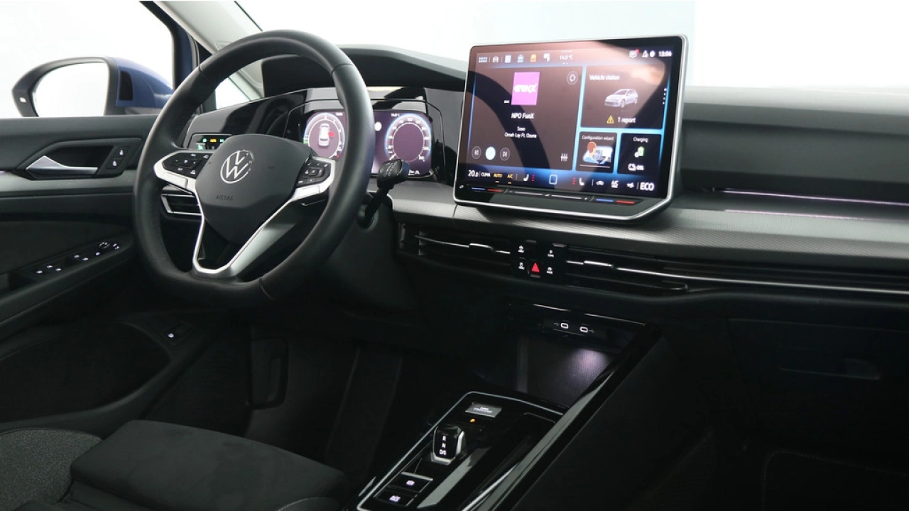 Volkswagen Golf 1.5 eHybrid Style Edition