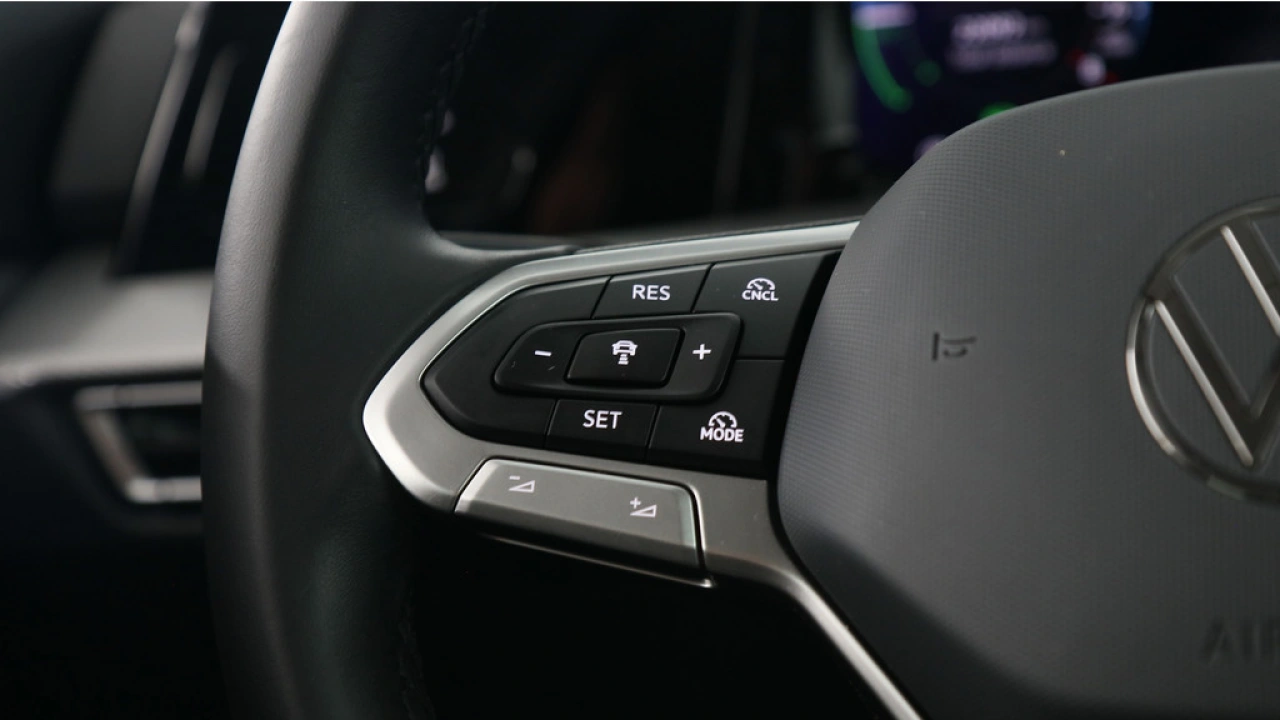 Volkswagen Golf 1.5 eHybrid Style Edition