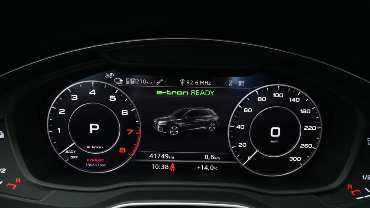 Audi Q5 50 TFSIe PHEV quattro Sport