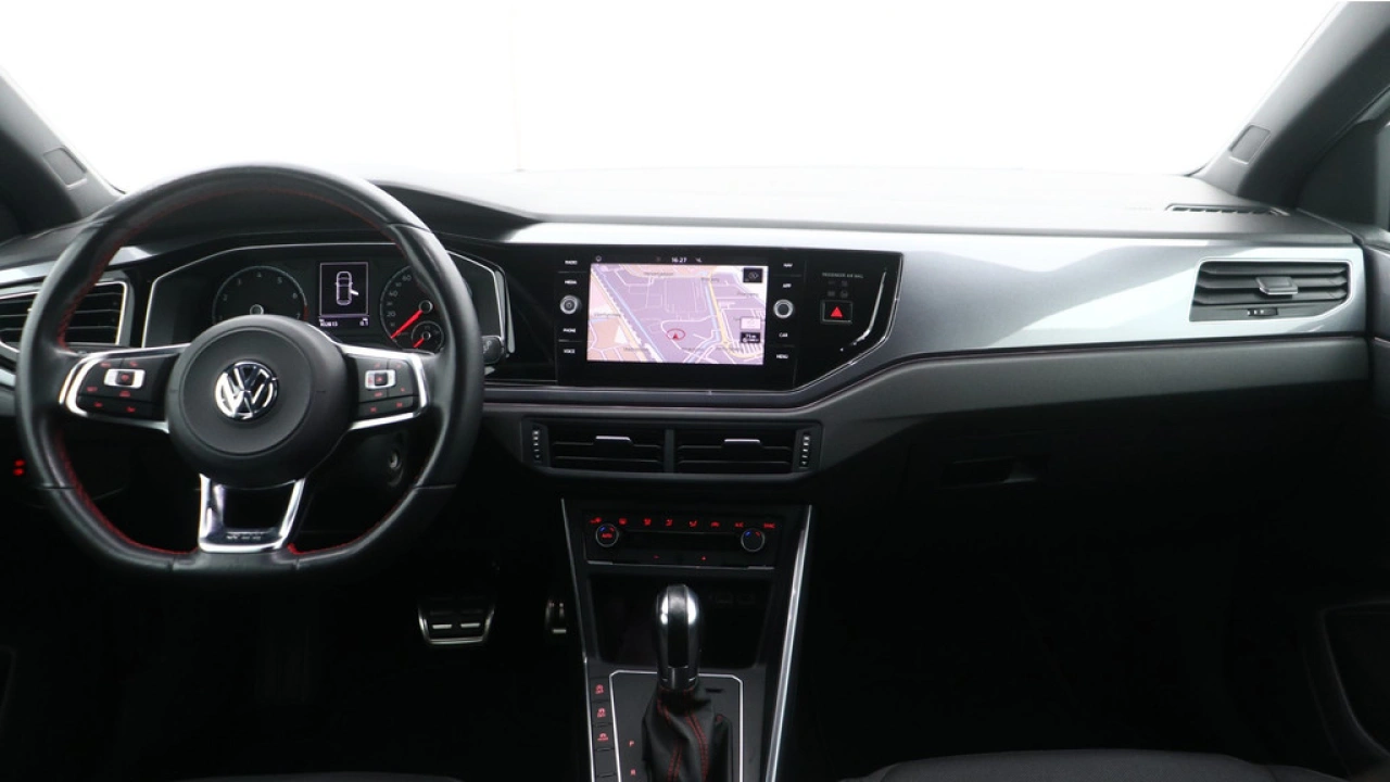 Volkswagen Polo GTI 2.0 TSI 200pk DSG Navigatie Carplay Pdc