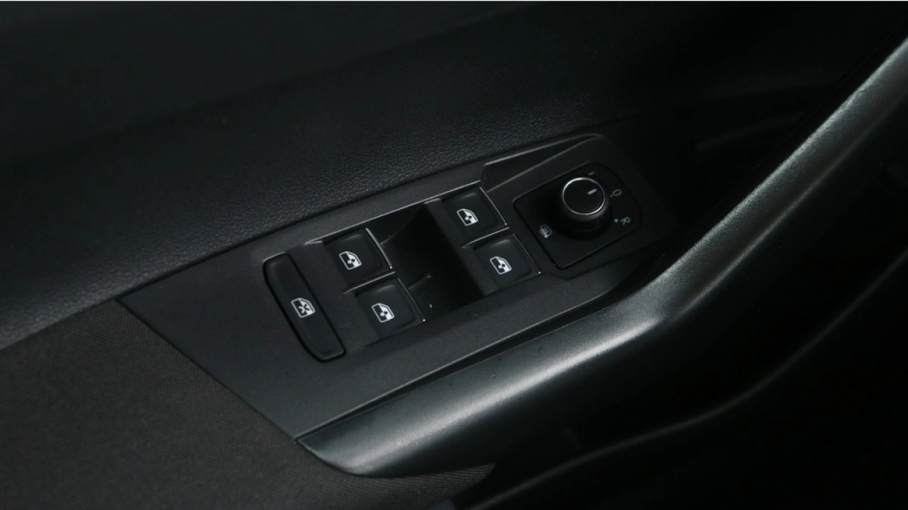 Volkswagen Polo GTI 2.0 TSI 200pk DSG Navigatie Carplay Pdc