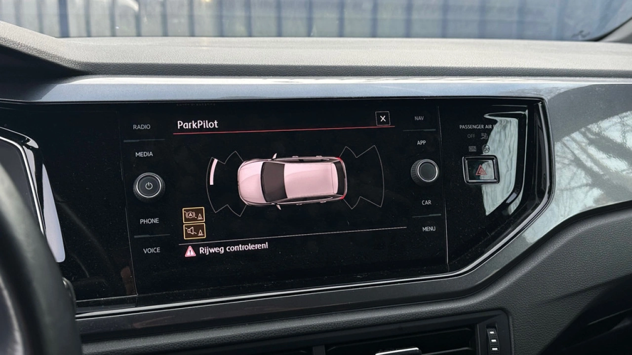 Volkswagen Polo GTI 2.0 TSI 200pk DSG Navigatie Carplay Pdc