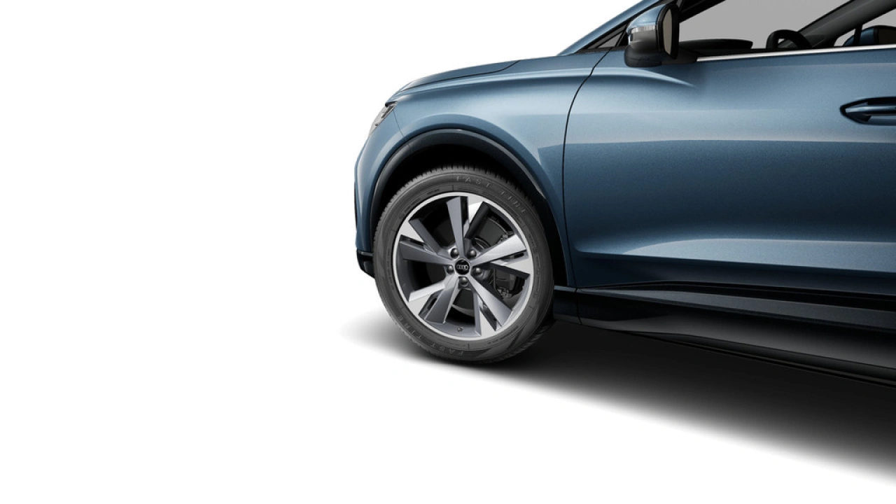Audi Q4 e-tron Q4 45 e-tron quattro 286 1AT Advanced edition