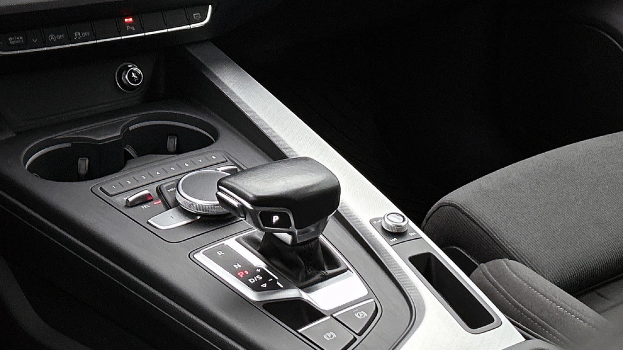 Audi A4 Avant 2.0 TFSI 190pk Automaat Design Pro Line Plus