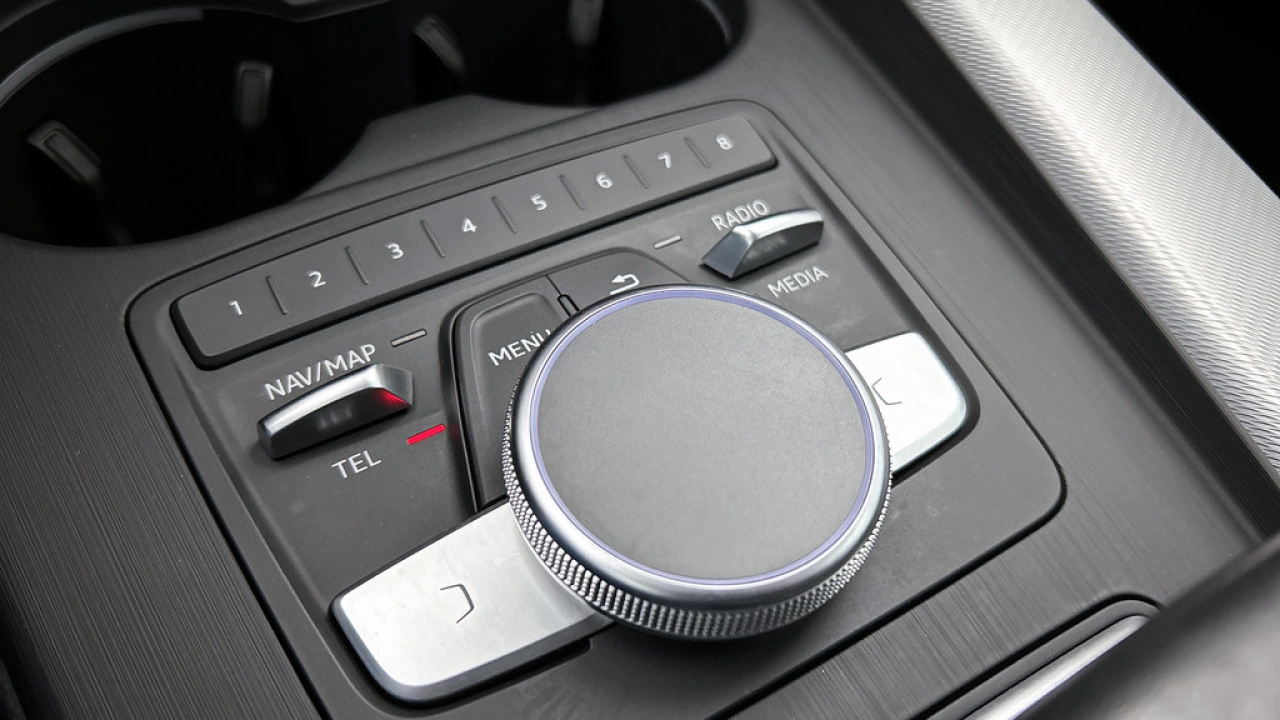 Audi A4 Avant 2.0 TFSI 190pk Automaat Design Pro Line Plus