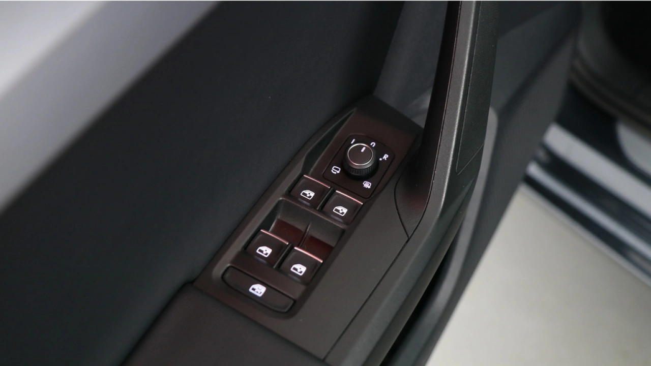 SEAT Leon Sportstourer 1.0 TSI FR 110pk Business DSG