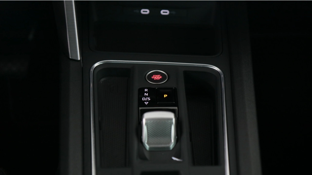 SEAT Leon Sportstourer 1.0 TSI FR 110pk Business DSG