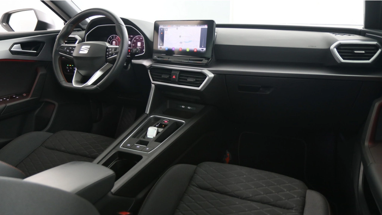 SEAT Leon Sportstourer 1.0 TSI FR 110pk Business DSG