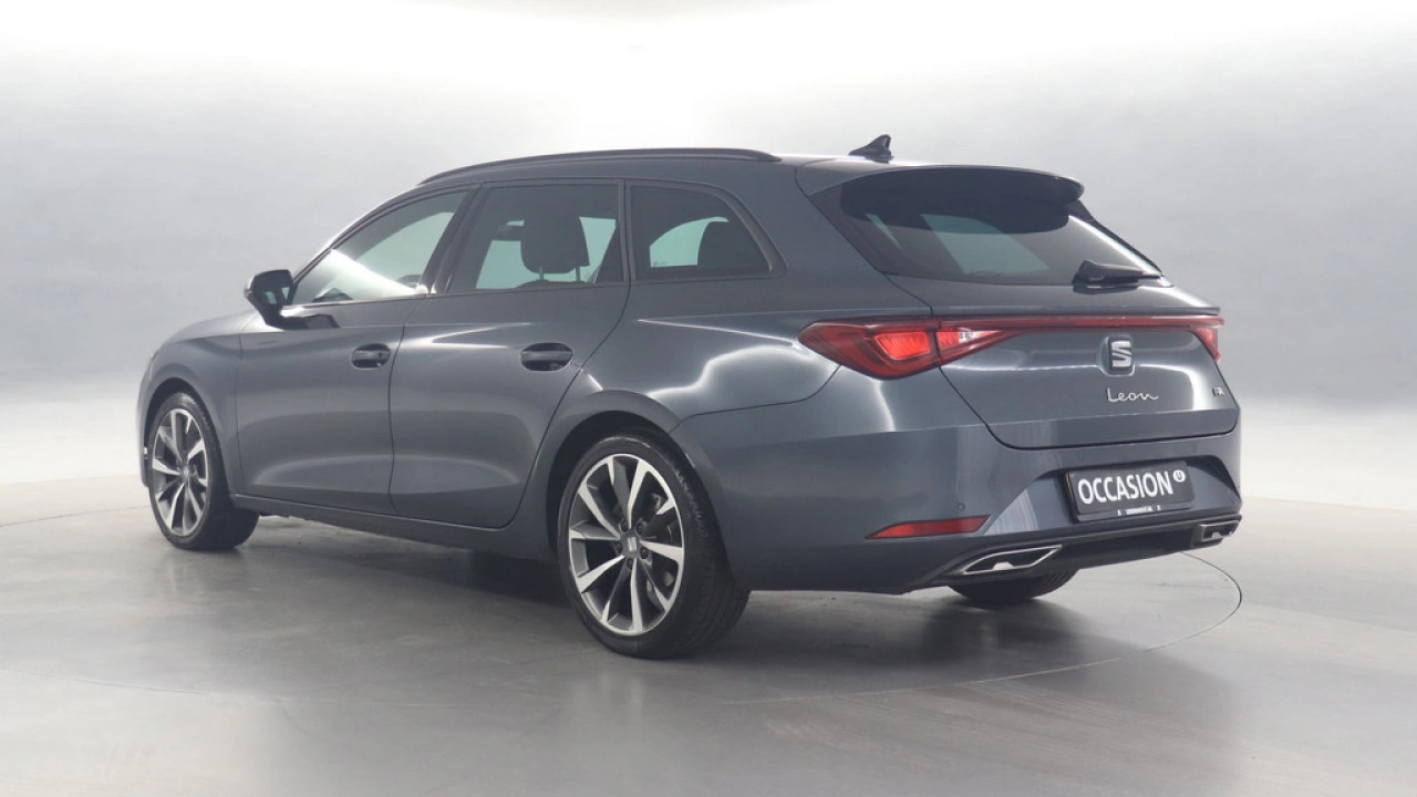 SEAT Leon Sportstourer 1.0 TSI FR 110pk Business DSG