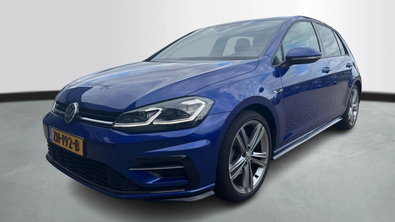 Volkswagen Golf 1.5 TSI 150pk Highline Business R-line DSG