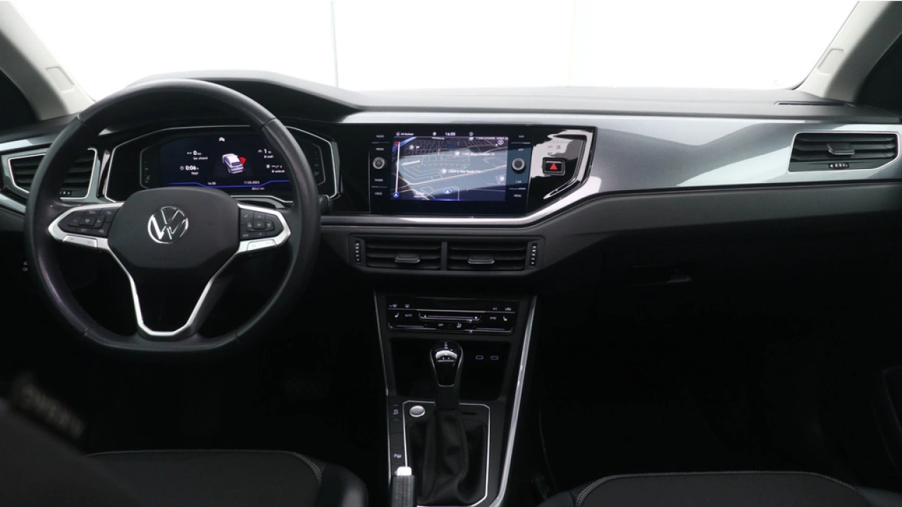 Volkswagen Taigo 1.0 TSI 110pk DSG Style Panoramadak Navigatie