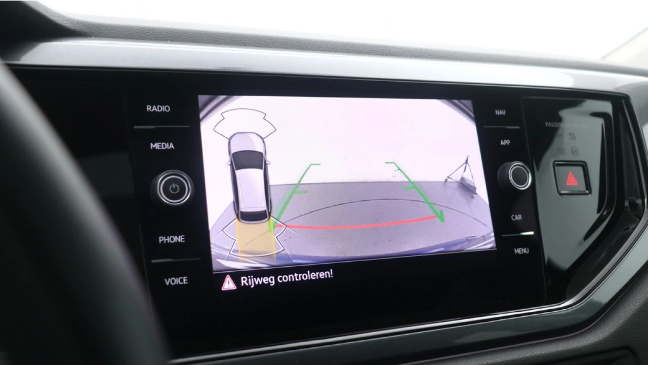 Volkswagen Taigo 1.0 TSI 110pk DSG Style Panoramadak Navigatie