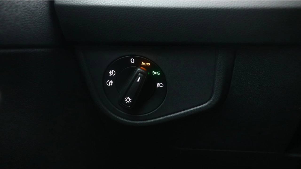 Volkswagen Taigo 1.0 TSI 110pk DSG Style Panoramadak Navigatie