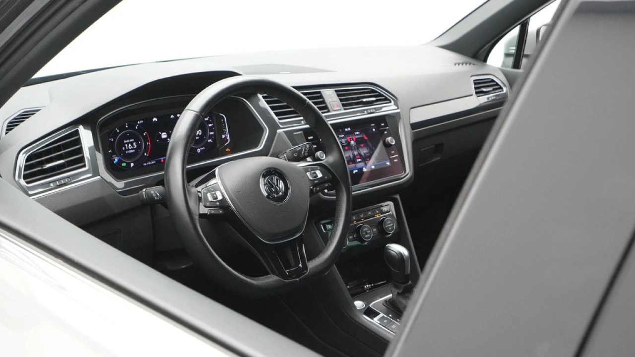 Volkswagen Tiguan 1.5 TSI ACT DSG Highline Business R-Line