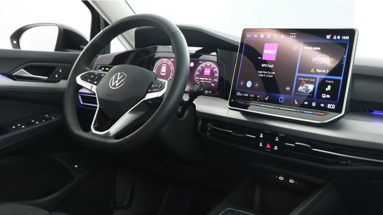 Volkswagen Golf 1.5 Tsi eHybrid 204pk DSG Life Edition App Connect