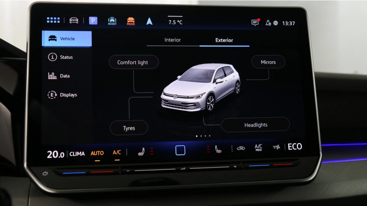 Volkswagen Golf 1.5 Tsi eHybrid 204pk DSG Life Edition App Connect