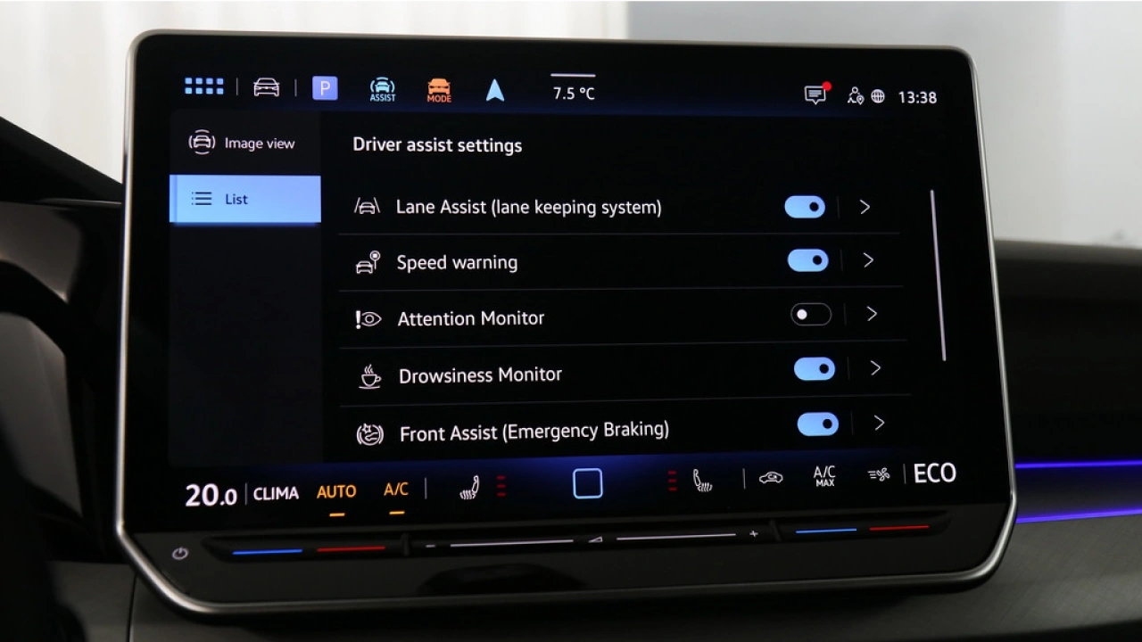 Volkswagen Golf 1.5 Tsi eHybrid 204pk DSG Life Edition App Connect