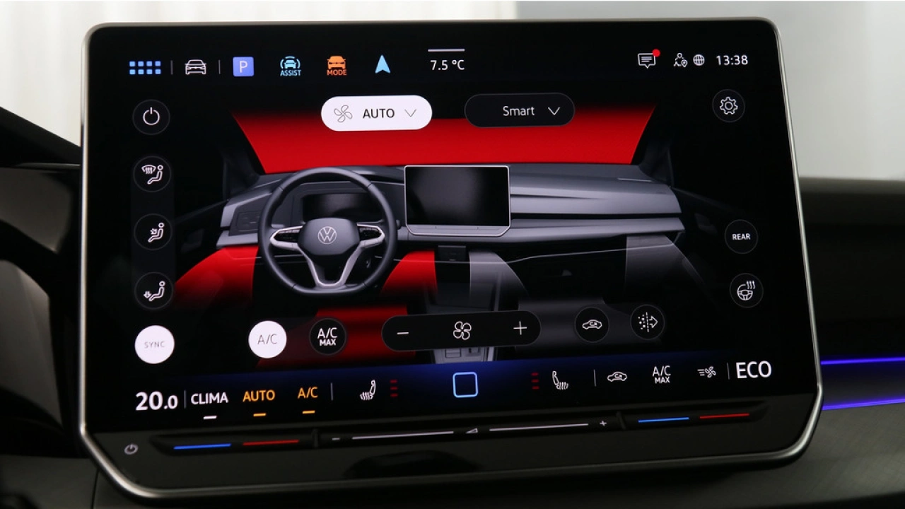 Volkswagen Golf 1.5 Tsi eHybrid 204pk DSG Life Edition App Connect