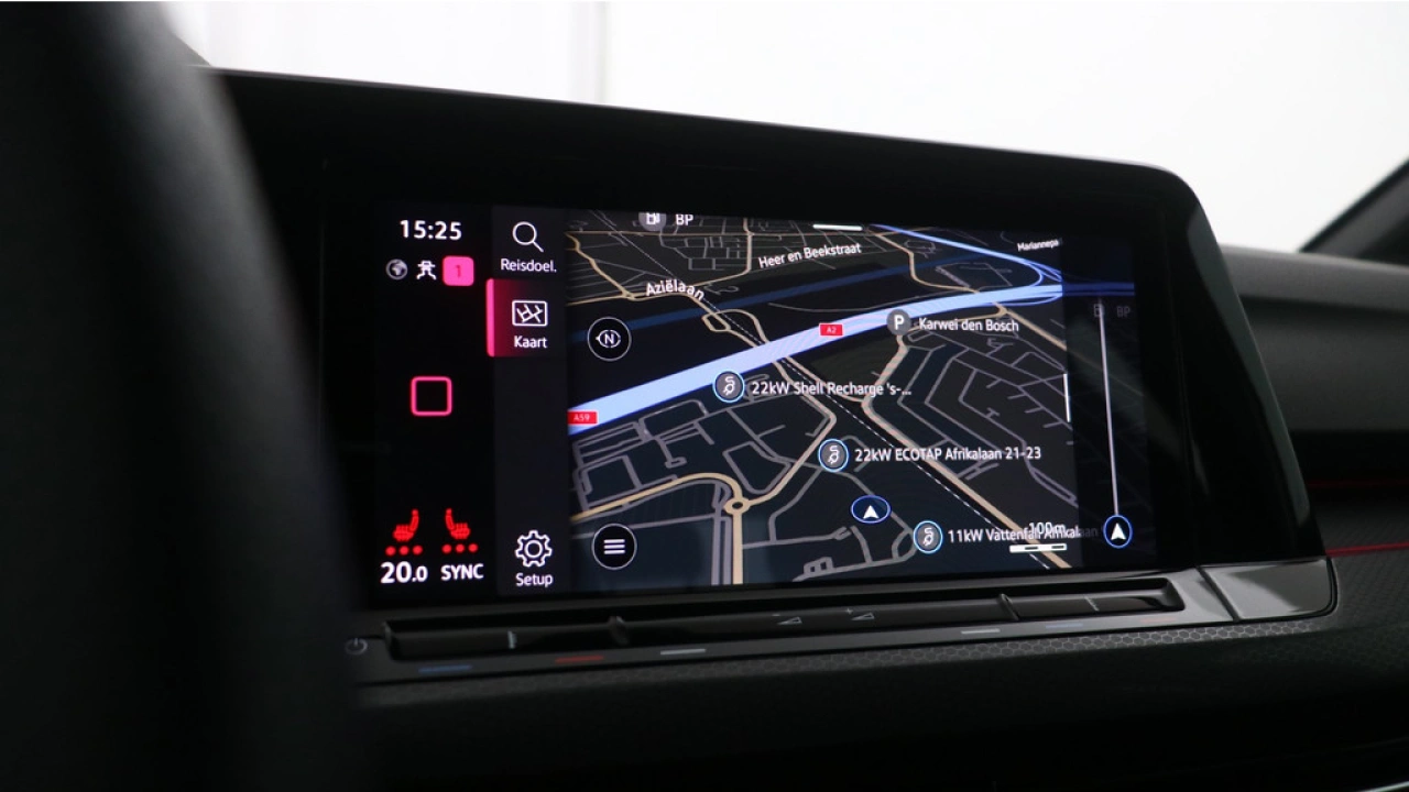 Volkswagen Golf GTE 1.4 eHybrid 245pk DSG Navigatie Stoel en Stuurverwarm.