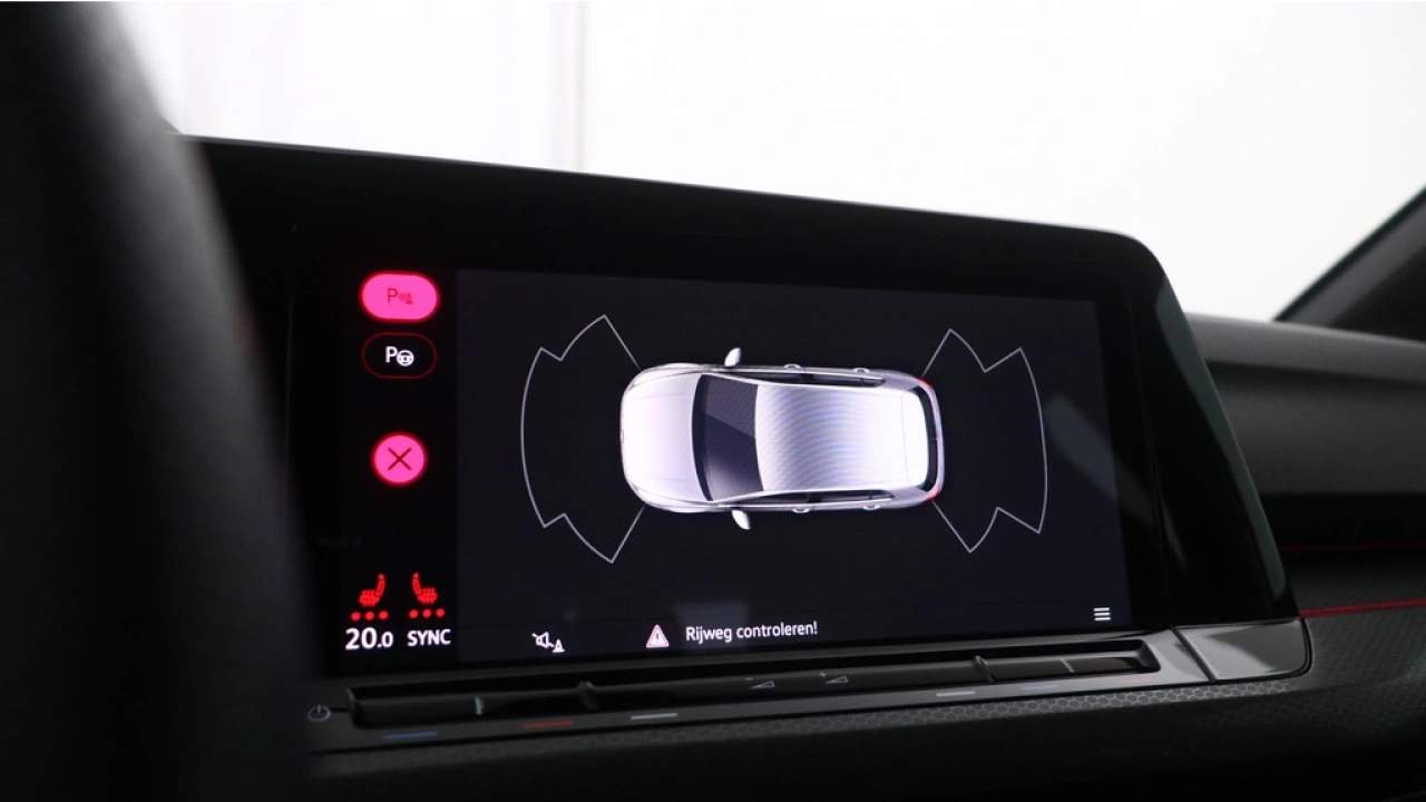 Volkswagen Golf GTE 1.4 eHybrid 245pk DSG Navigatie Stoel en Stuurverwarm.