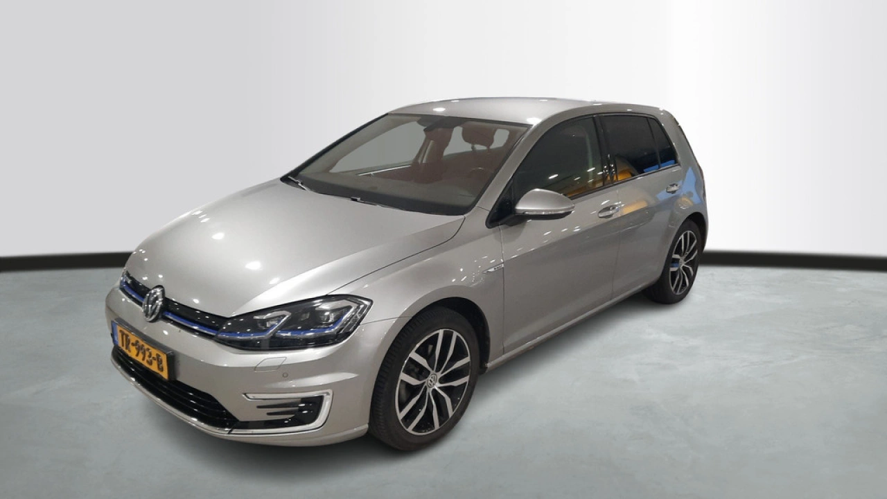 Volkswagen e-Golf e-Golf | 17