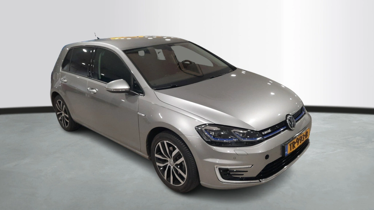 Volkswagen e-Golf e-Golf | 17