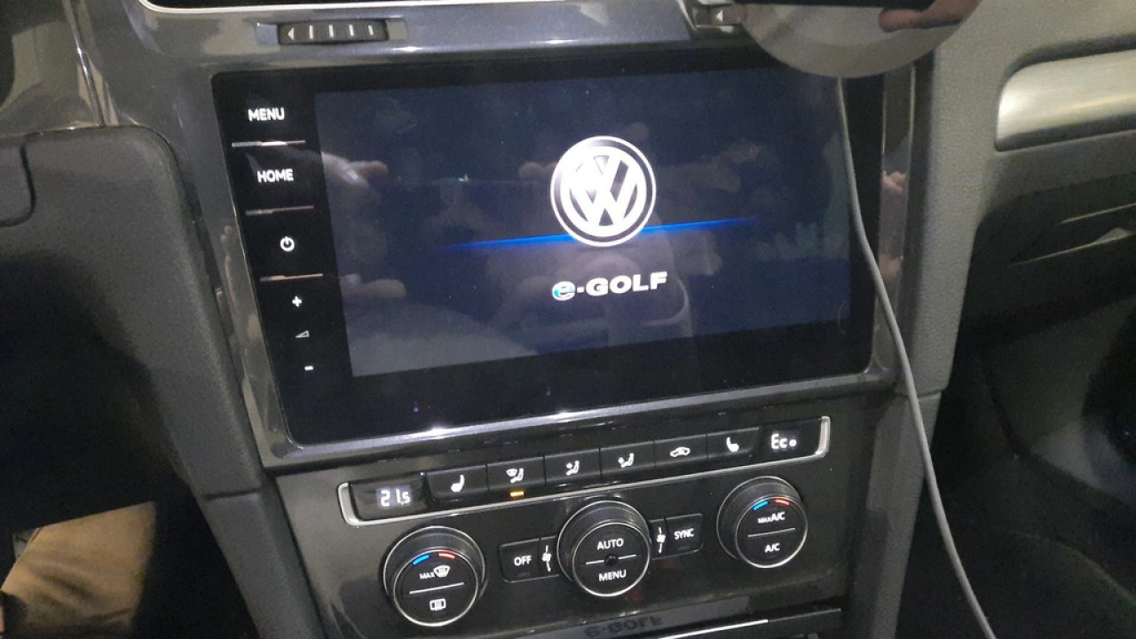 Volkswagen e-Golf e-Golf | 17