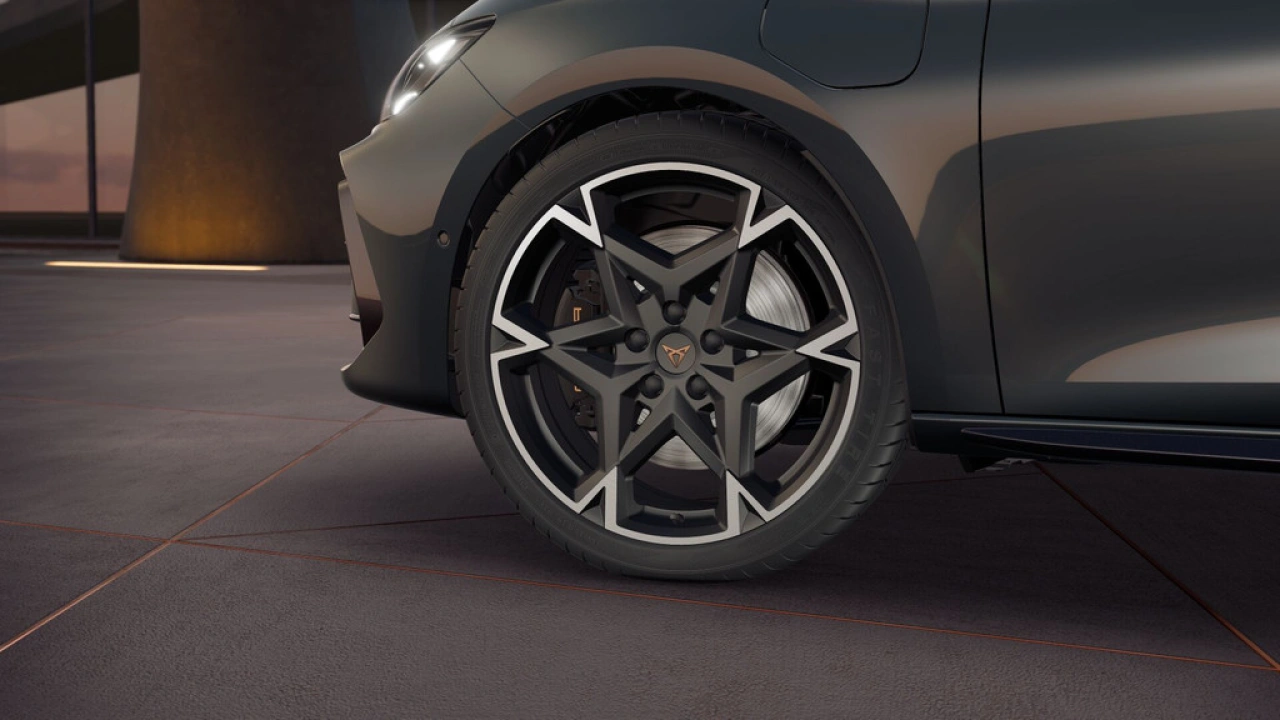 CUPRA Leon Sportstourer 1.5 TSI e-Hybrid 272 6DSG VZ Performance