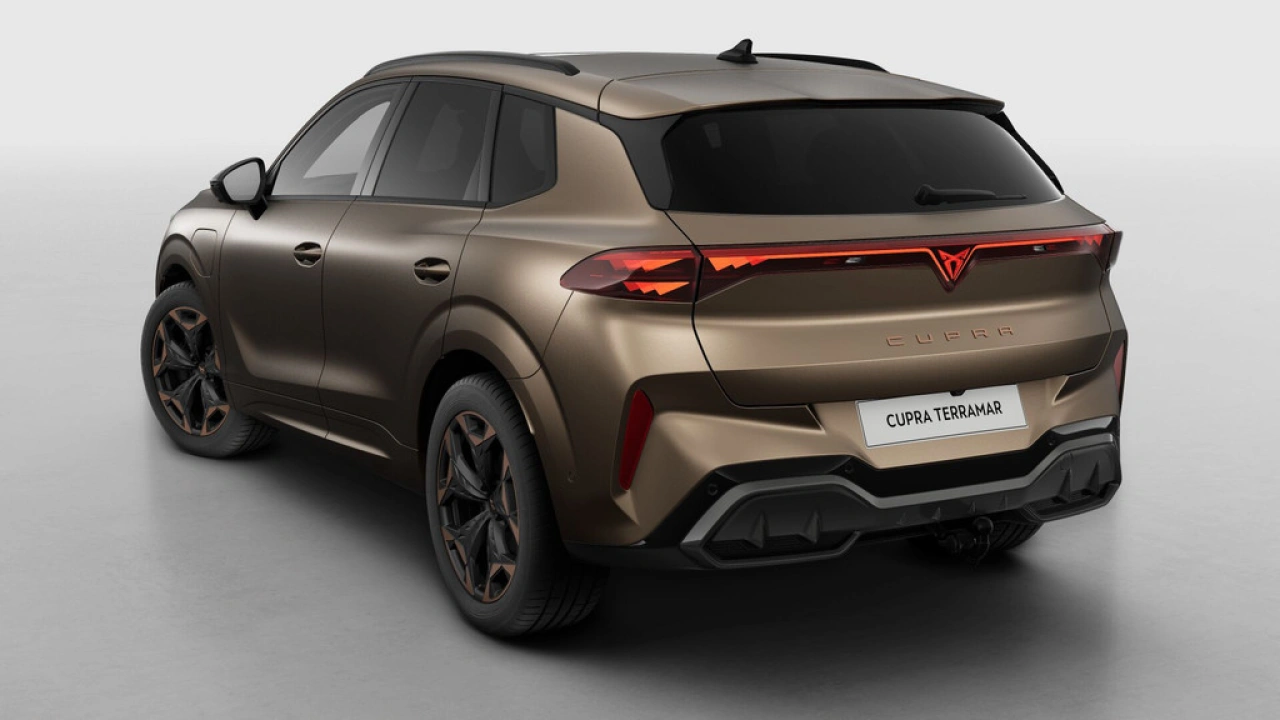 CUPRA Terramar 1.5 TSI e-Hybrid 204 6DSG Business